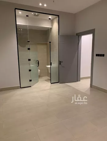 شقة للإيجار في شارع ياقوت الحموي, حي الملك فيصل, مدينة الرياض, منطقة الرياض صورة 3