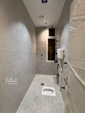 شقة للبيع في شارع أبي القاسم الزجاجي, حي السويس 1, مدينة جازان, منطقة جازان صورة 4