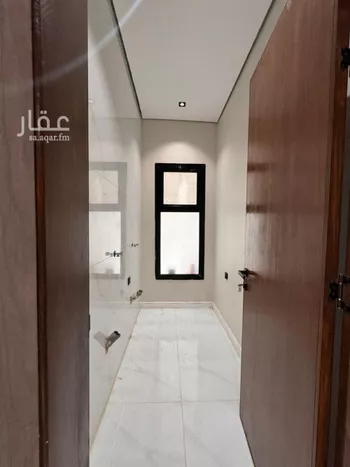 شقة للبيع في شارع ابي الحسن الاغر, حي السويس 1, مدينة جازان, منطقة جازان صورة 4