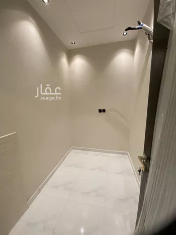 شقة للبيع في شارع عمر المختار, حي الرحاب 2, مدينة جازان, منطقة جازان صورة 5