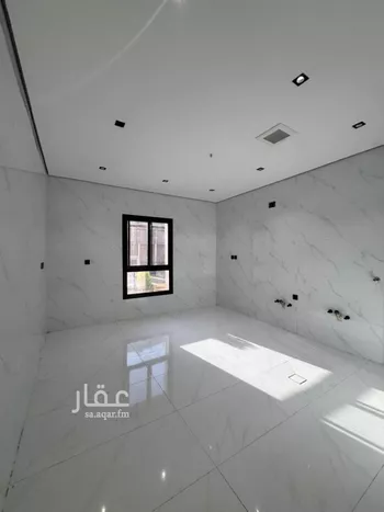 شقة للبيع في شارع ابي الحسن الاغر, حي السويس 1, مدينة جازان, منطقة جازان صورة 3
