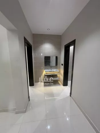 شقة للبيع في شارع ابي القاسم, حي الإسكان, مدينة صامطه, منطقة جازان صورة 3