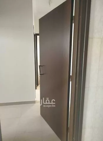 عمارة للإيجار في شارع الشيخ محمد بن عثمين ، العيينة ، الدرعية صورة 2