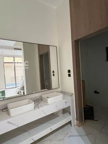 فيلا للبيع في شارع أبي طاهر إسماعيل الجيطالي, حي النرجس, مدينة الرياض, منطقة الرياض صورة 4