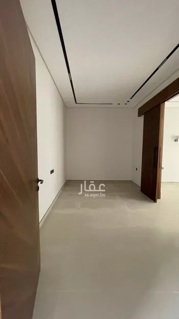 فيلا للبيع في شارع ابن دقيقة, حي المهدية, مدينة الرياض, منطقة الرياض صورة 2