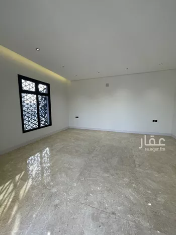 فيلا للبيع في شارع أحمد بن قطرب, حي المهدية, مدينة الرياض, منطقة الرياض صورة 2