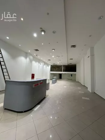محل للإيجار في شارع الملك فيصل ابن عبدالعزيز سعود, حي المربع, مدينة الرياض, منطقة الرياض صورة 2