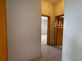 شقة للإيجار في شارع الفرزدق, حي الضباط, مدينة الرياض, منطقة الرياض صورة 2