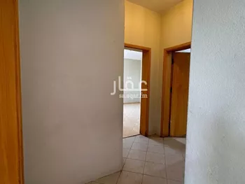 عمارة للإيجار في شارع الفرزدق, حي الضباط, مدينة الرياض, منطقة الرياض صورة 2