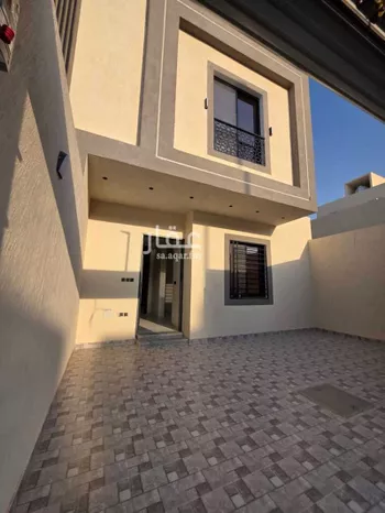 دور للبيع في شارع النوارس, حي عكاظ, مدينة الرياض, منطقة الرياض صورة 4