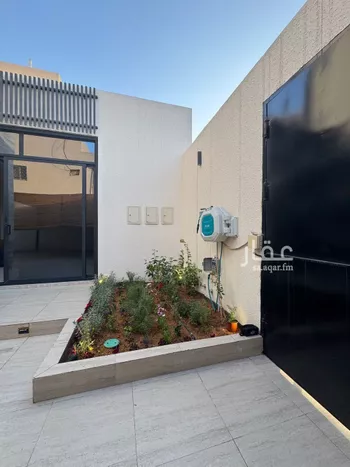 فيلا للبيع في شارع الناجية, حي عكاظ, مدينة الرياض, منطقة الرياض