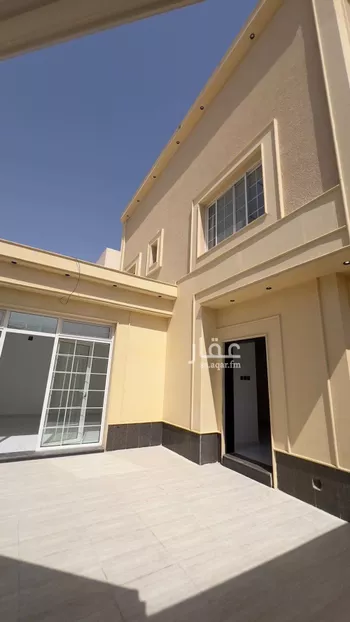 فيلا للبيع في شارع قاسم ابن يسار, حي ظهرة لبن, مدينة الرياض, منطقة الرياض صورة 2