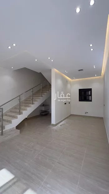 فيلا للبيع في شارع رقم 208, حي ظهرة لبن, مدينة الرياض, منطقة الرياض صورة 2