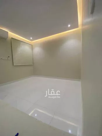 شقة للإيجار في شارع عبادة بن الصامت ، حي النايفية ، حفر الباطن ، حفر الباطن