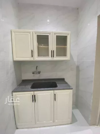 شقة للإيجار في شارع عبادة بن الصامت, حي النايفية, مدينة حفر الباطن, المنطقة الشرقية صورة 2