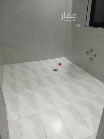 شقة للإيجار في شارع رقم 11, حي العزيزية, مدينة الرياض, منطقة الرياض صورة 5