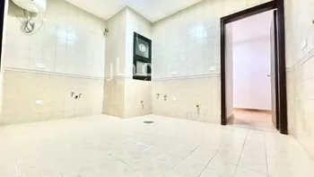 شقة للإيجار في شارع صيدا, حي السويدي, مدينة الرياض, منطقة الرياض صورة 4