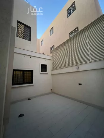 فيلا للبيع في شارع عبدالقادر بن عبدالوارث, حي المهدية, مدينة الرياض, منطقة الرياض صورة 5