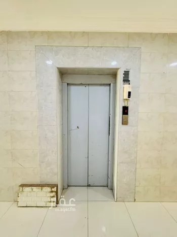 عمارة للإيجار في شارع عبدالرحمن ابن ابي عقيل, حي طيبة, مدينة الدمام, المنطقة الشرقية صورة 4