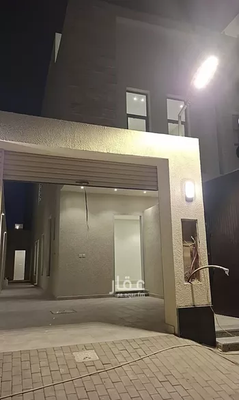 دور للبيع في شارع الامام مسلم, حي بدر, مدينة الرياض, منطقة الرياض