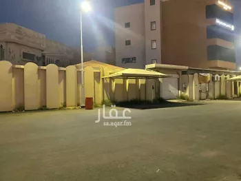 فيلا للبيع في شارع المضرب العقيلي, حي الروضة, مدينة بريده, منطقة القصيم صورة 3