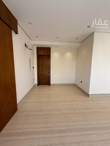 فيلا للبيع في شارع ابن المهاجر, حي المهدية, مدينة الرياض, منطقة الرياض صورة 5