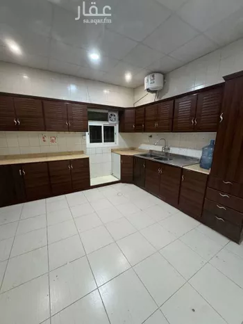 عمارة للإيجار في شارع المحلة الكبرى, حي الشهداء, مدينة الرياض, منطقة الرياض صورة 4