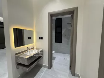 فيلا للبيع في شارع أبي ثابت المدني, حي الرمال, مدينة الرياض, منطقة الرياض صورة 3