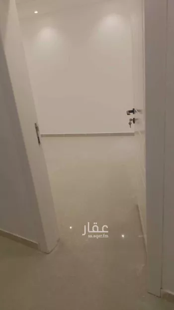شقة للإيجار في شارع أسد بن الفرات, حي العمل, مدينة الرياض, منطقة الرياض صورة 2