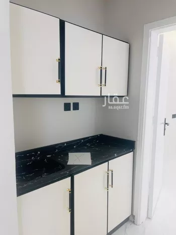 شقة للإيجار في شارع ابن المغازلي, حي الملز, مدينة الرياض, منطقة الرياض