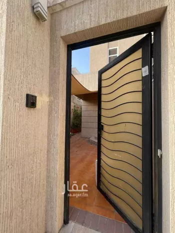 فيلا للبيع في شارع الاخطبه, حي الخالدية الشمالية, مدينة الدمام, المنطقة الشرقية