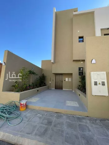 دور للبيع في شارع محمد بن المعلي, حي الرمال, مدينة الرياض, منطقة الرياض صورة 2