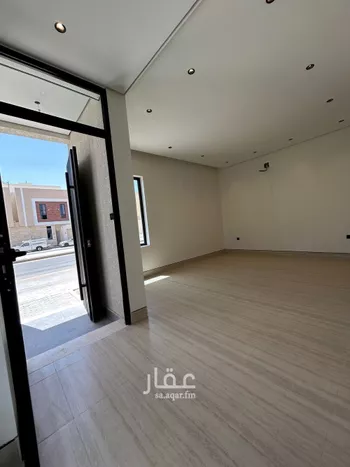 فيلا للبيع في شارع ابن المهاجر, حي المهدية, مدينة الرياض, منطقة الرياض صورة 3