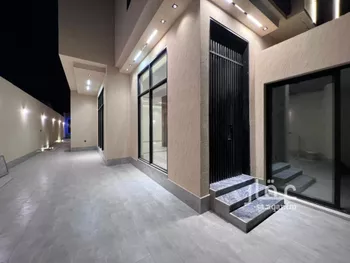 فيلا للبيع في شارع أيمن الحبشي, حي النرجس, مدينة الرياض, منطقة الرياض صورة 2