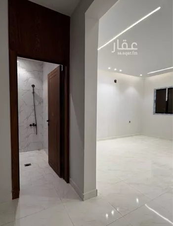 دور للبيع في شارع الحارث بن عبدالرحمن, حي عكاظ, مدينة الرياض, منطقة الرياض صورة 2