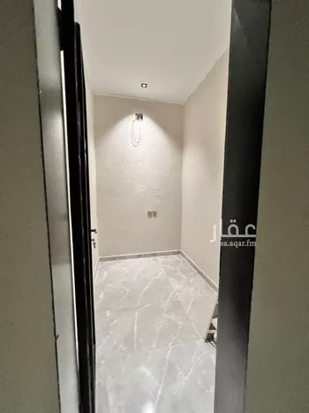 فيلا للبيع في شارع السرور, حي الرمال, مدينة الرياض, منطقة الرياض صورة 2