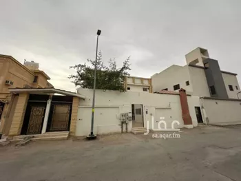 بيت للإيجار في شارع أحمد بن رمضان ، حي الشفا ، الرياض ، منطقة الرياض