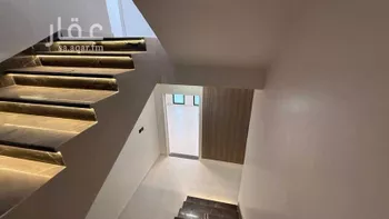 فيلا للبيع في شارع حائل, حي ظهرة لبن, مدينة الرياض, منطقة الرياض صورة 2
