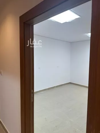 فيلا للإيجار في شارع رضوان الحلاوي, حي مطار الملك خالد الدولي, مدينة الرياض, منطقة الرياض صورة 5