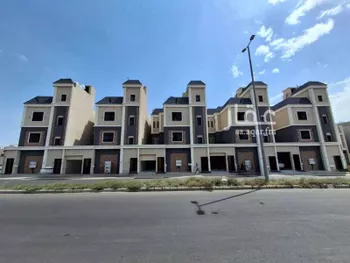 شقة للبيع في شارع 323, حي الحمراء, مدينة خميس مشيط, منطقة عسير