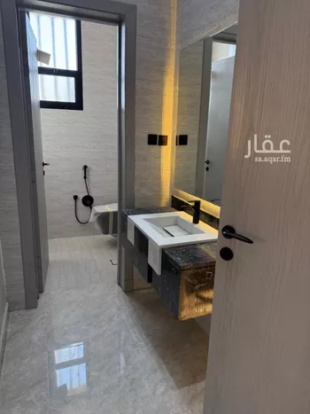 دور للبيع في شارع الحارث بن كلدة الثقفي, حي العوالي, مدينة الرياض, منطقة الرياض صورة 2