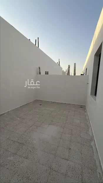 فيلا للبيع في شارع ممر30, حي عكاظ, مدينة الرياض, منطقة الرياض صورة 5
