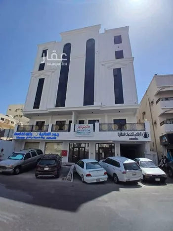 محل للإيجار في شارع الخطيب التبريزي, حي البوادي, مدينة جدة, منطقة مكة المكرمة