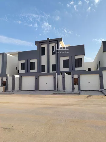 دور للبيع في شارع الصفار الذهبي, حي عكاظ, مدينة الرياض, منطقة الرياض