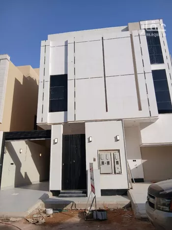 دور للبيع في شارع خارجة بن سعيد, حي الرمال, مدينة الرياض, منطقة الرياض صورة 3
