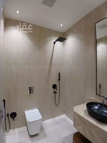 فيلا للبيع في شارع إبراهيم بن موسى الفيومي, حي الرمال, مدينة الرياض, منطقة الرياض صورة 2