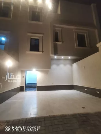 دور للبيع في شارع أبيان, حي القادسية, مدينة الرياض, منطقة الرياض