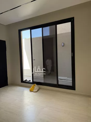 دور للبيع في شارع بدرالدين حسين الأنصاري, حي العوالي, مدينة الرياض, منطقة الرياض صورة 2