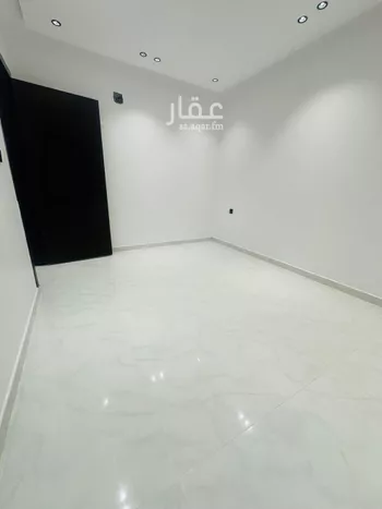 دور للبيع في شارع إبراهيم بن إدريس المالكي, حي الرمال, مدينة الرياض, منطقة الرياض صورة 3