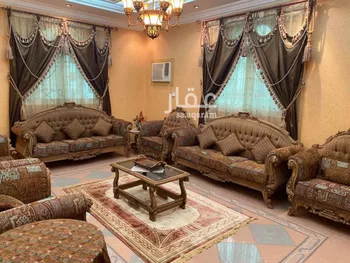 فيلا للبيع في شارع رزين ابن عماد, حي القطبية الشرقية, مدينة امارة منطقة مكة المكرمة - الطائف, منطقة مكة المكرمة صورة 2
